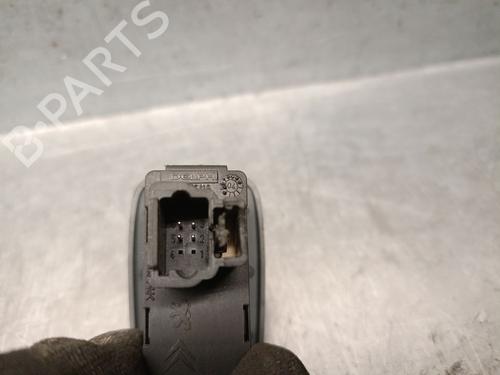 Right rear window switch CITROËN C5 II (RC_) 1.6 HDi (RC8HZB) | BP38180693I28 - Image 2