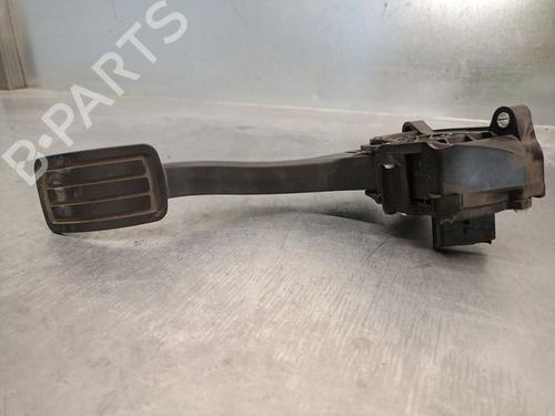 Used Pedal Pedal 18882782 18882782