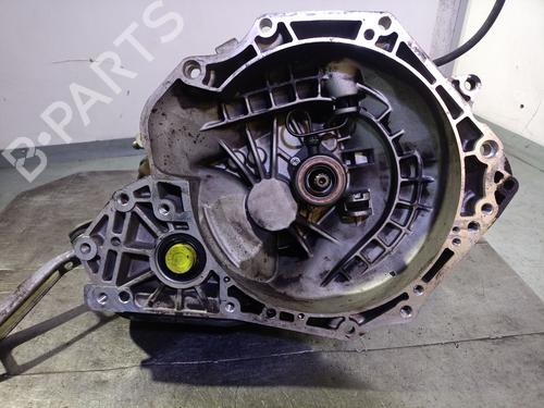 Używane Skrzynia biegów OPEL CORSA C (X01) 1.4 (F08, F68) (90 hp) 28721695