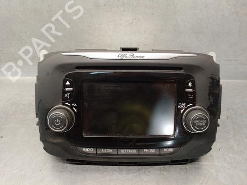 Used Radio Radio ALFA ROMEO GIULIETTA (940_) 2.0 JTDM (940FXQ1A, 940FYC1A) (150 hp) 36353536 36353536