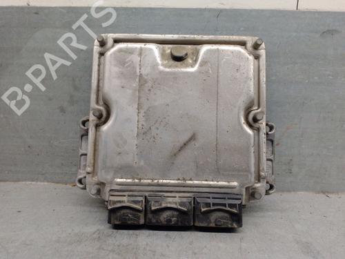 Used Engine control unit (ECU) RENAULT MASTER II Bus (JD) 2.8 dTI (JD0B, JD0F, JD1B, JD1F) (114 hp) 30965771