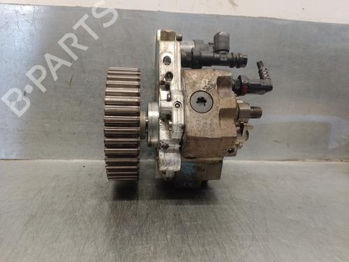Used Injection pump VOLVO V40 Estate (645) 1.9 DI (115 hp) 13499933