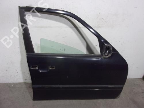 Used Right front door MERCEDES-BENZ C-CLASS (W202) C 180 (202.018) (122 hp) 16926706