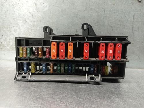 Sikringsdåse BMW 7 (E65, E66, E67) 730 d (218 hp) 30437511