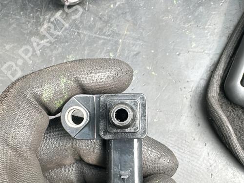 Used Electronic sensor BMW X3 (E83) 2.0 sd (177 hp) 17380601