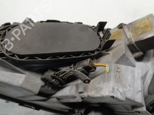 Right headlight MERCEDES-BENZ S-CLASS (W220) S 320 CDI (220.026, 220.126) | BP9673763C29 