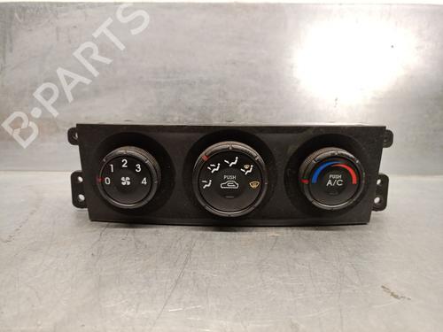 Used Climate control KIA SORENTO I (JC) 2.5 CRDi 4WD (140 hp) 22724694