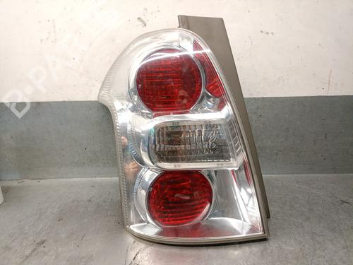 Used Left taillight TOYOTA COROLLA Verso (ZER_, ZZE12_, R1_) 2.2 D-4D (AUR10_, AUR10R) (136 hp) 31176677