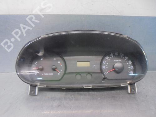 Used Instrument cluster HYUNDAI H-1 / STAREX Bus (A1) 2.5 CRDi (140 hp) 15180323