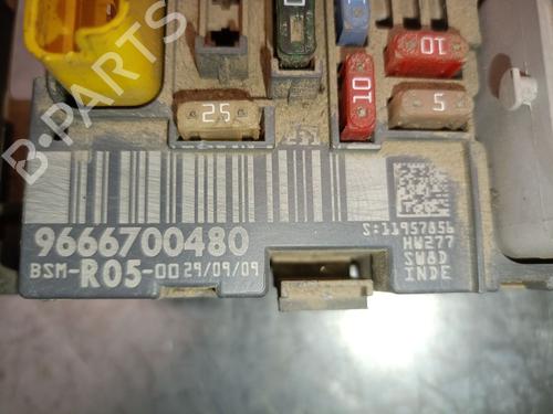 Fuse box CITROËN BERLINGO MULTISPACE (B9) 1.6 HDi 75 16V | BP40006210E1 - Image 4