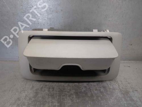 Used Glove box MITSUBISHI OUTLANDER II (CW_W) 2.0 DI-D (CW8W) (140 hp) 18437198