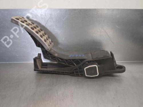 Used Pedal MERCEDES-BENZ M-CLASS (W164) ML 320 CDI 4-matic (164.122) (224 hp) 10331877