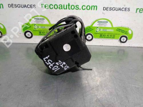Used Front left seatbelt OPEL TIGRA TwinTop (X04) 1.4 (R97) (90 hp) 8725019