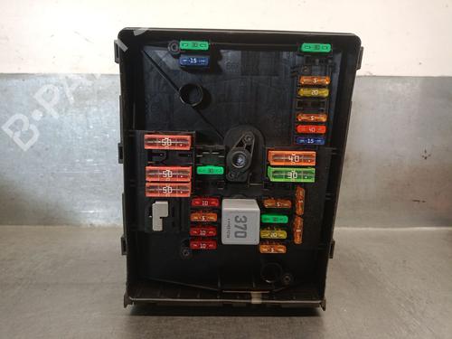 Used Fuse box Fuse box SEAT ALTEA (5P1) 1.6 TDI (105 hp) 35769868 35769868