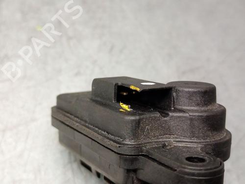 Fuel door actuator VW TOURAN (5T1) 1.4 TSI | BP30754973E18