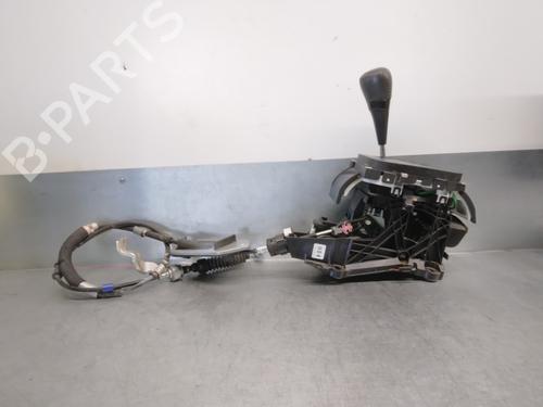Gear lever TOYOTA YARIS (_P13_) 1.5 Hybrid (NHP130_, NHP130) | BP15984743M90 