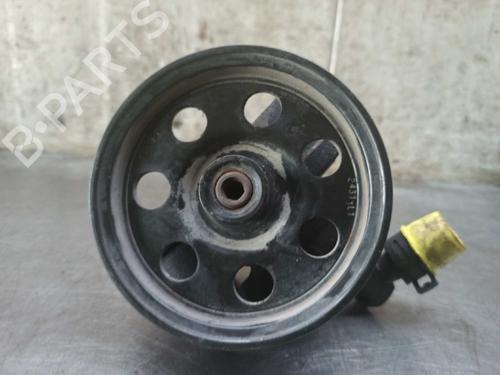 Used Steering pump FORD FOCUS I (DAW, DBW) 1.8 TDCi (100 hp) 8114907