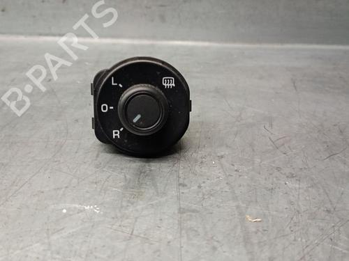 Spejlkontakt VW CADDY IV Box Body/MPV (SAA, SAH) 2.0 TDI 4motion (122 hp) 28088309