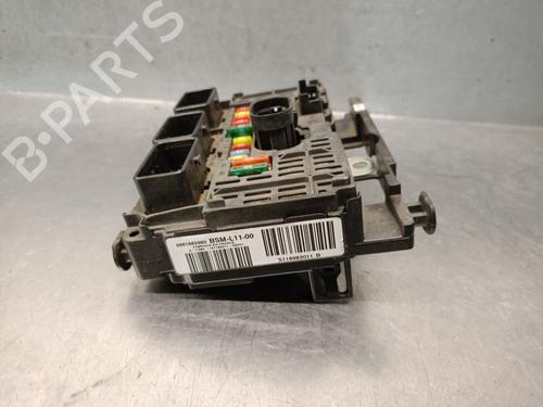 Fuse box CITROËN C5 II (RC_) 2.0 HDi (RCRHRH) | BP38194313E1 - Image 3