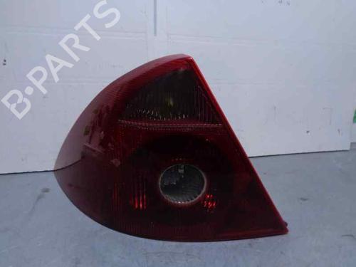 Used Left taillight FORD MONDEO III (B5Y) 2.0 TDCi (130 hp) 7074270
