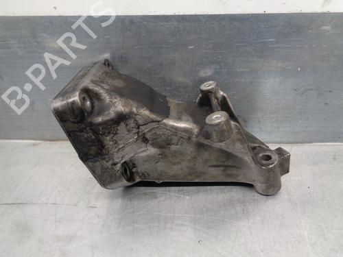 Used Engine mount MERCEDES-BENZ C-CLASS (W203) [2000-2007]  13510589