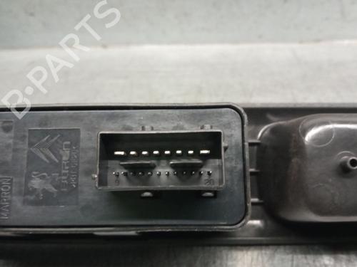 Left front window switch PEUGEOT 3008 I MPV (0U_) 1.6 BlueHDi 120 | BP29446376I27 