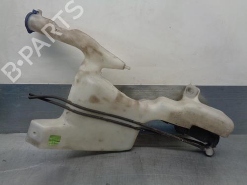Used Windscreen washer tank FORD FIESTA VI (CB1, CCN) [2008-2017]  11430652