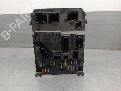 Used Fuse box PEUGEOT 407 (6D_) 2.0 HDi 135 (6DRHRH, 6DRHRE, 6DRHRG, 6DRHRJ) (136 hp) 17102868