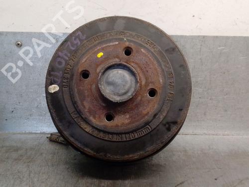 Used Right rear steering knuckle Right rear steering knuckle OPEL CORSA C (X01) 1.3 CDTI (F08, F68) (70 hp) 34174796 34174796