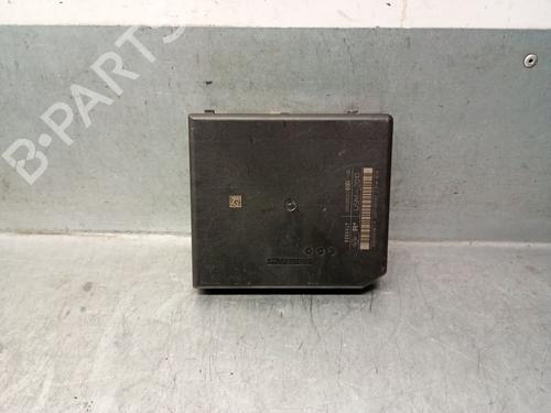 Used Fuse box RENAULT MEGANE III Hatchback (BZ0/1_, B3_) 1.2 TCe (BZ2B, BZ11) (116 hp) 27282812