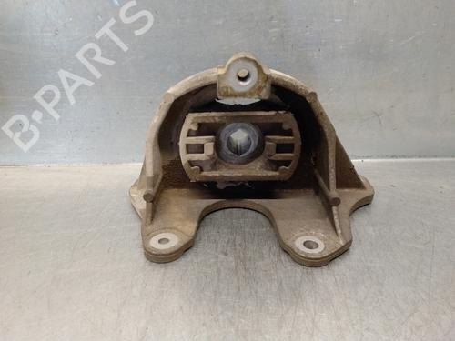 Used Engine mount Engine mount 15659735 15659735