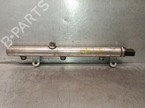 Used Injection rail Injection rail MERCEDES-BENZ GLE (W166) 350 d 4-matic (166.024) (258 hp) 39890575 39890575