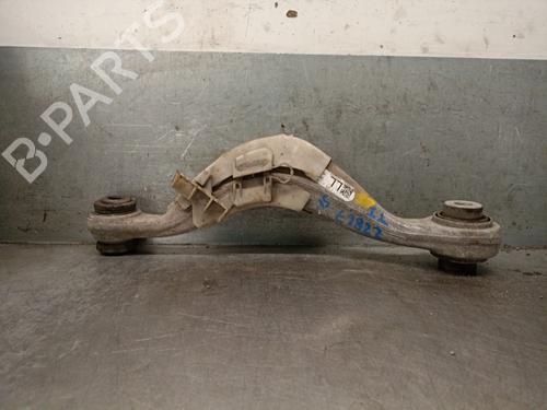 Venstre bagtil bærearm BMW 5 (G30, F90) 520 d (190 hp) 27152191