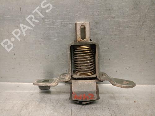 Used Tailgate lock NISSAN PICK UP (D22) 2.5 Di (133 hp) 30929711