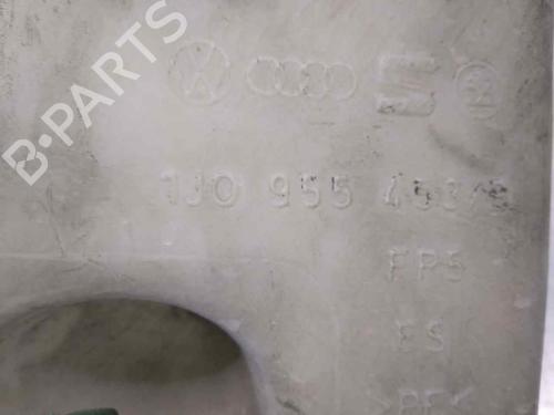 Windscreen washer tank VW GOLF IV (1J1) 1.6 | BP10312086C113 