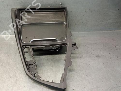 Used Middle console BMW 3 (F30, F80) 330 e (252 hp) 28171525