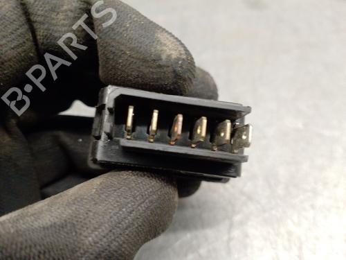 Right front window switch RENAULT MASTER II Bus (JD) 2.8 dTI (JD0B, JD0F, JD1B, JD1F) | BP30965774I26