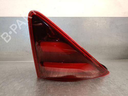 Used Right taillight PEUGEOT 3008 I MPV (0U_) 1.2 (131 hp) 21018112