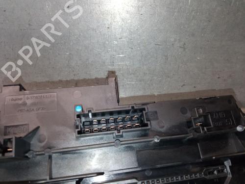 Fuse box MERCEDES-BENZ C-CLASS (W204) C 300 4-matic (204.081) | BP29966235E1