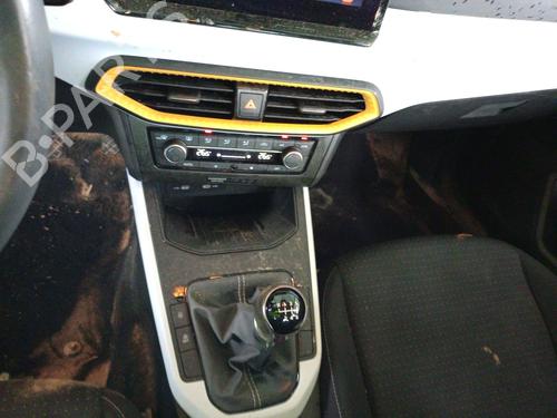 Headlight switch SEAT ARONA (KJ7, KJP) 1.0 TSI | BP23197589I24  - Image 11