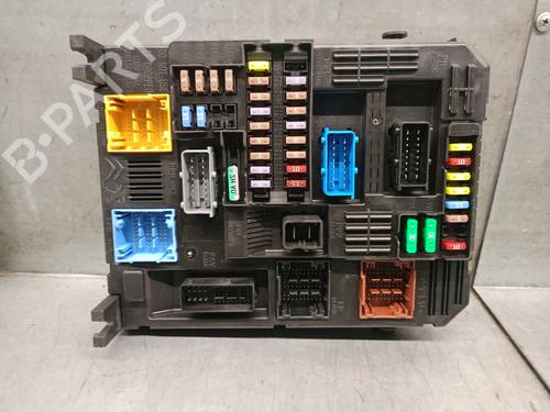 Used Fuse box Fuse box OPEL GRANDLAND / GRANDLAND X (A18, P1UO) 1.5 Turbo D (75) (131 hp) 34646124 34646124