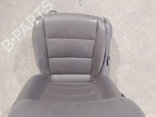 Right front seat VW TOURAN (1T1, 1T2) 1.9 TDI | BP32414759C16