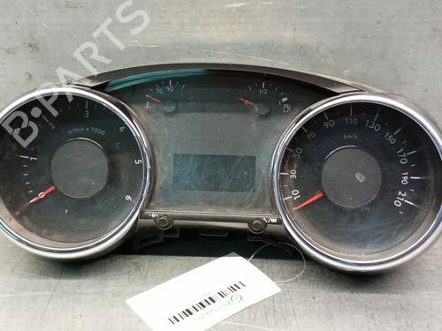 Used Instrument cluster PEUGEOT 5008 (0U_, 0E_) 2.0 HDi 150 / BlueHDi 150 (150 hp) 32404441