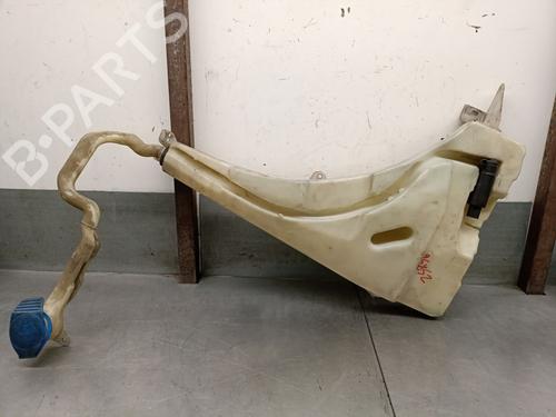 Used Windscreen washer tank Windscreen washer tank 36995583 36995583