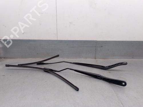 Front windshield wiper arm FORD TRANSIT COURIER B460 Box Body/MPV 1.5 TDCi | BP32059957C143