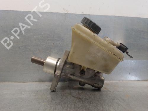Used Brake master cylinder BMW 3 (E46) 320 i (150 hp) 13319066