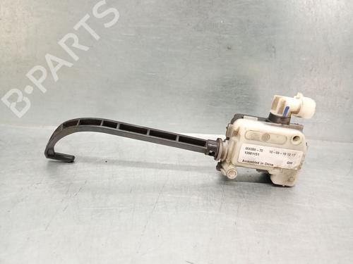 Used Fuel door actuator OPEL MOKKA / MOKKA X (J13) 1.4 (_76) (140 hp) 28008495