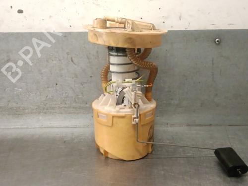 Bränslepump VOLVO S40 II (544) 2.0 D (136 hp) 30508742