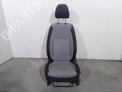 Siège avant gauche HYUNDAI i20 II (GB, IB) 1.2 (84 hp) 26563883