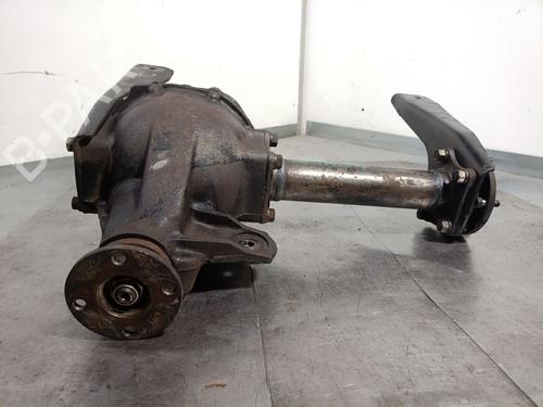Differential, foran MITSUBISHI PAJERO I Canvas Top (L04_G) 2.5 TD (L044G, L049G) (95 hp) 32023324
